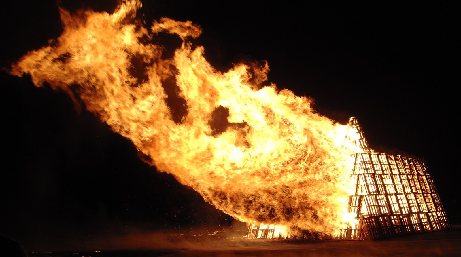 Pallet Bonfire